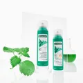 KLORANE Suchý šampon s kopřivou-tmavé vlasy 150 ml